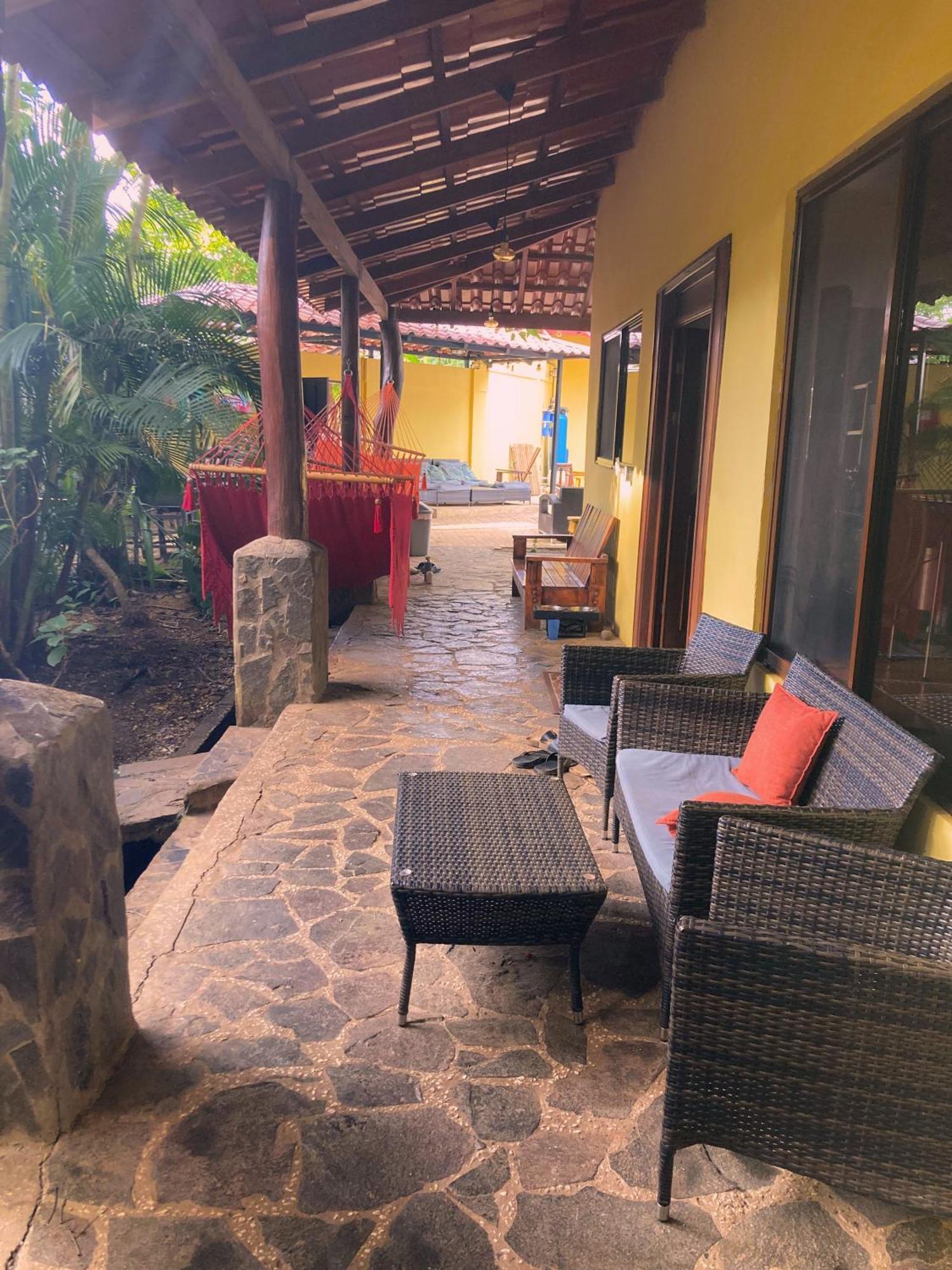 بيت شباب Tamarindo Backpackers المظهر الخارجي الصورة