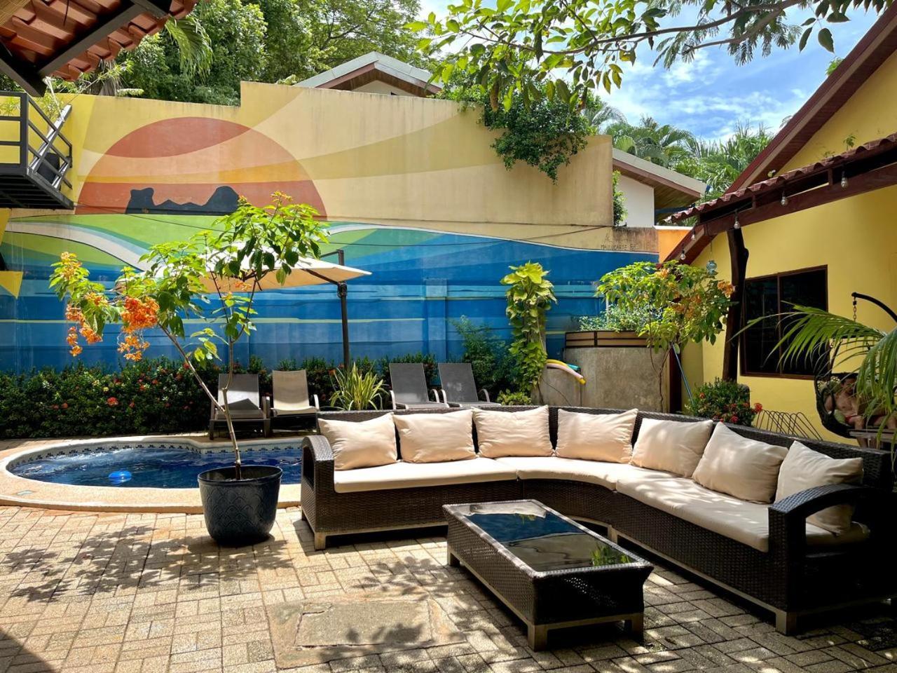 بيت شباب Tamarindo Backpackers المظهر الخارجي الصورة