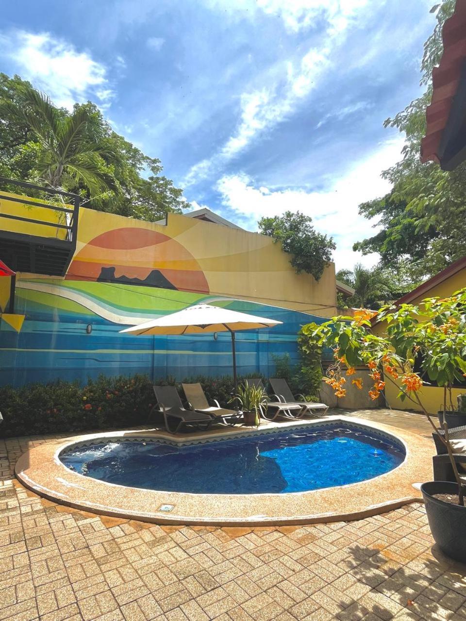 بيت شباب Tamarindo Backpackers المظهر الخارجي الصورة